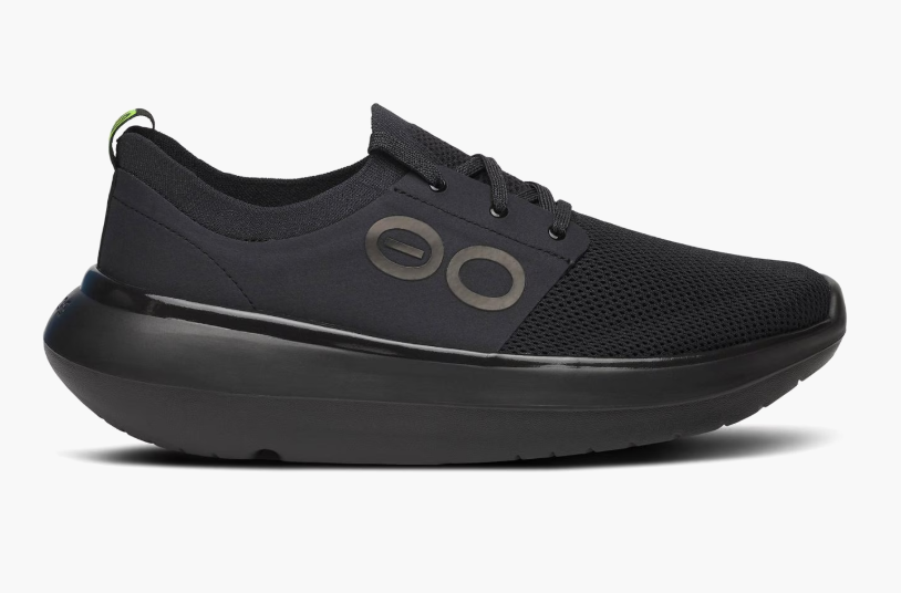 Porter des chaussures qui soulagent r&eacute;ellement les pieds fatigu&eacute;s apr&egrave;s une longue journ&eacute;e est une exp&eacute;rience que j&rsquo;ai d&eacute;couverte avec OOFOS